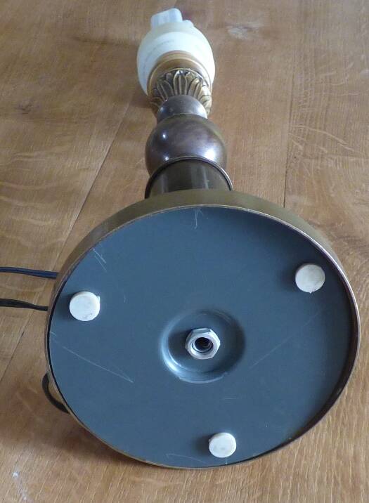 Gold metal lamp base