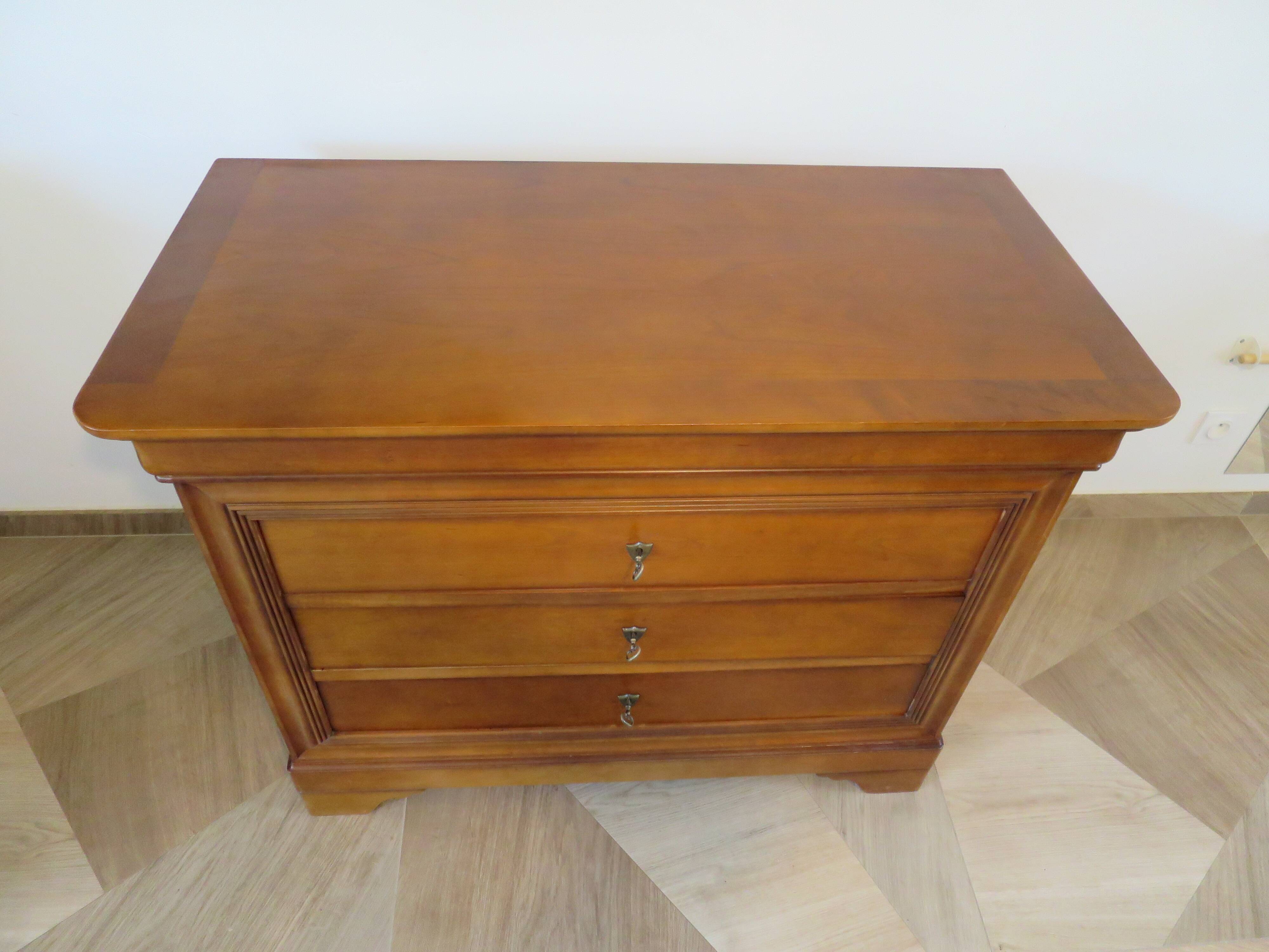 Louis Philippe style cherry wood chest of drawers