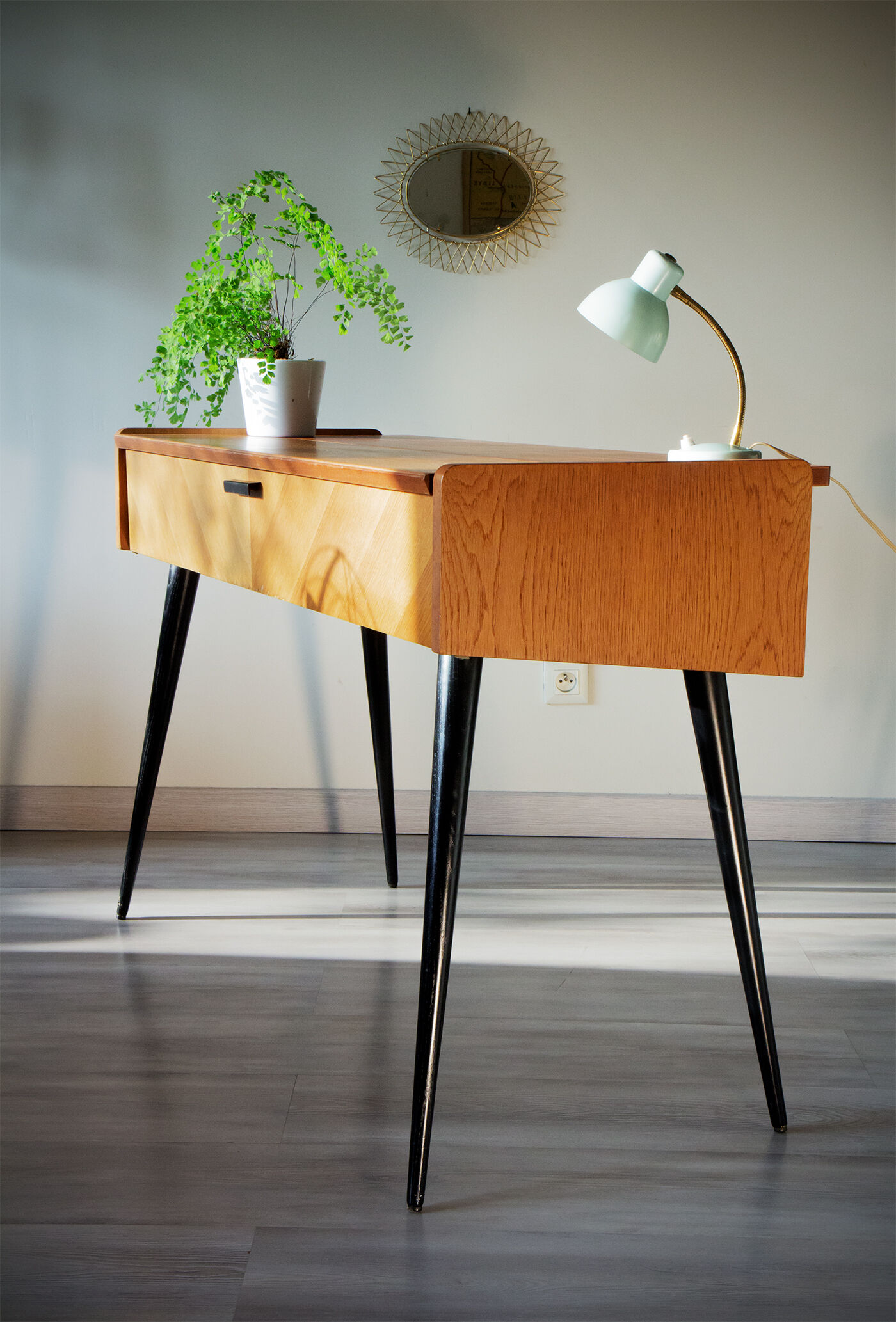 Console or desk vintage 60s design