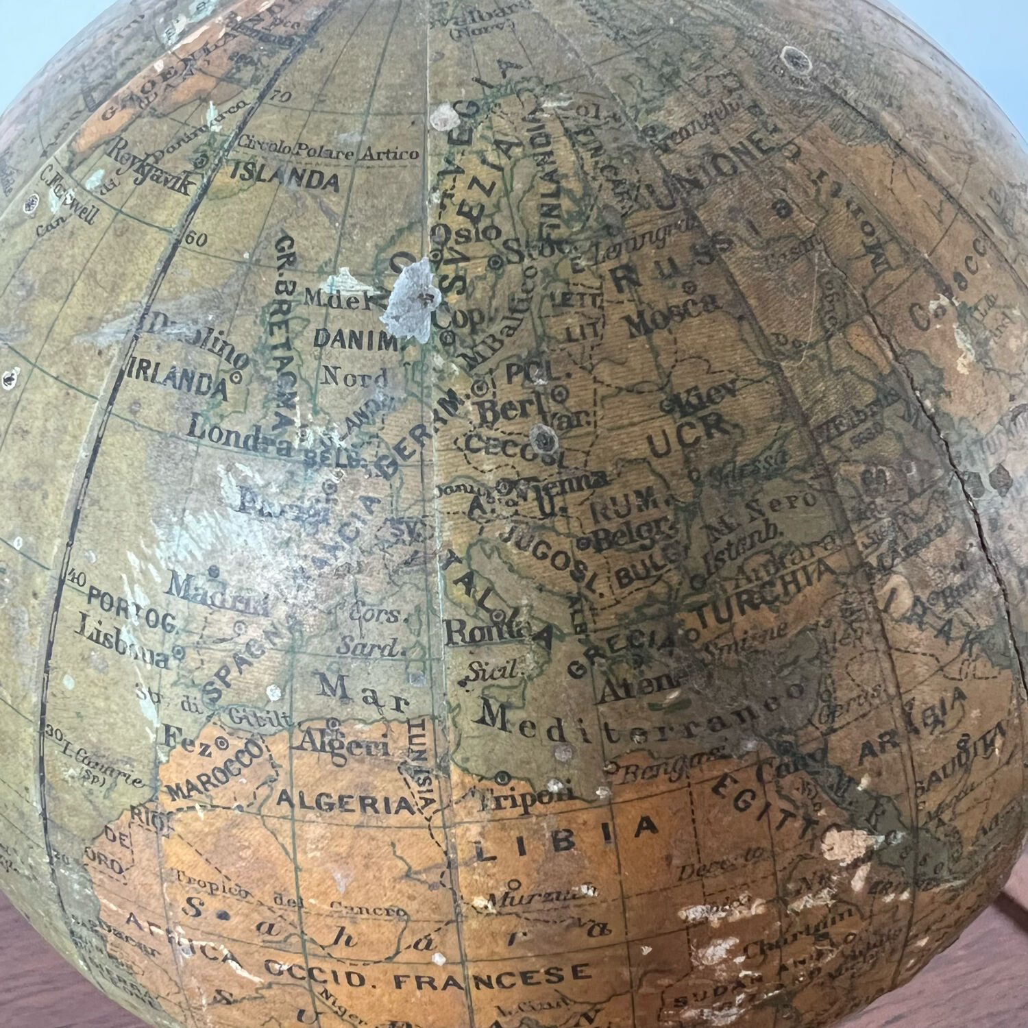 Globe Vallardi