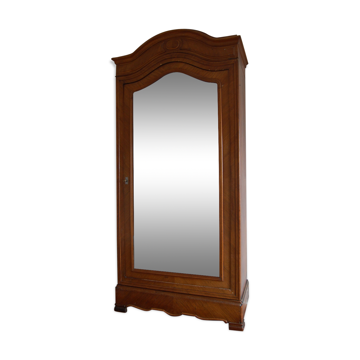 Hat gendarme armoire