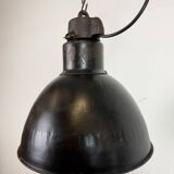 Suspension industrielle Bauhaus en tôle émaillée noire, années 1930