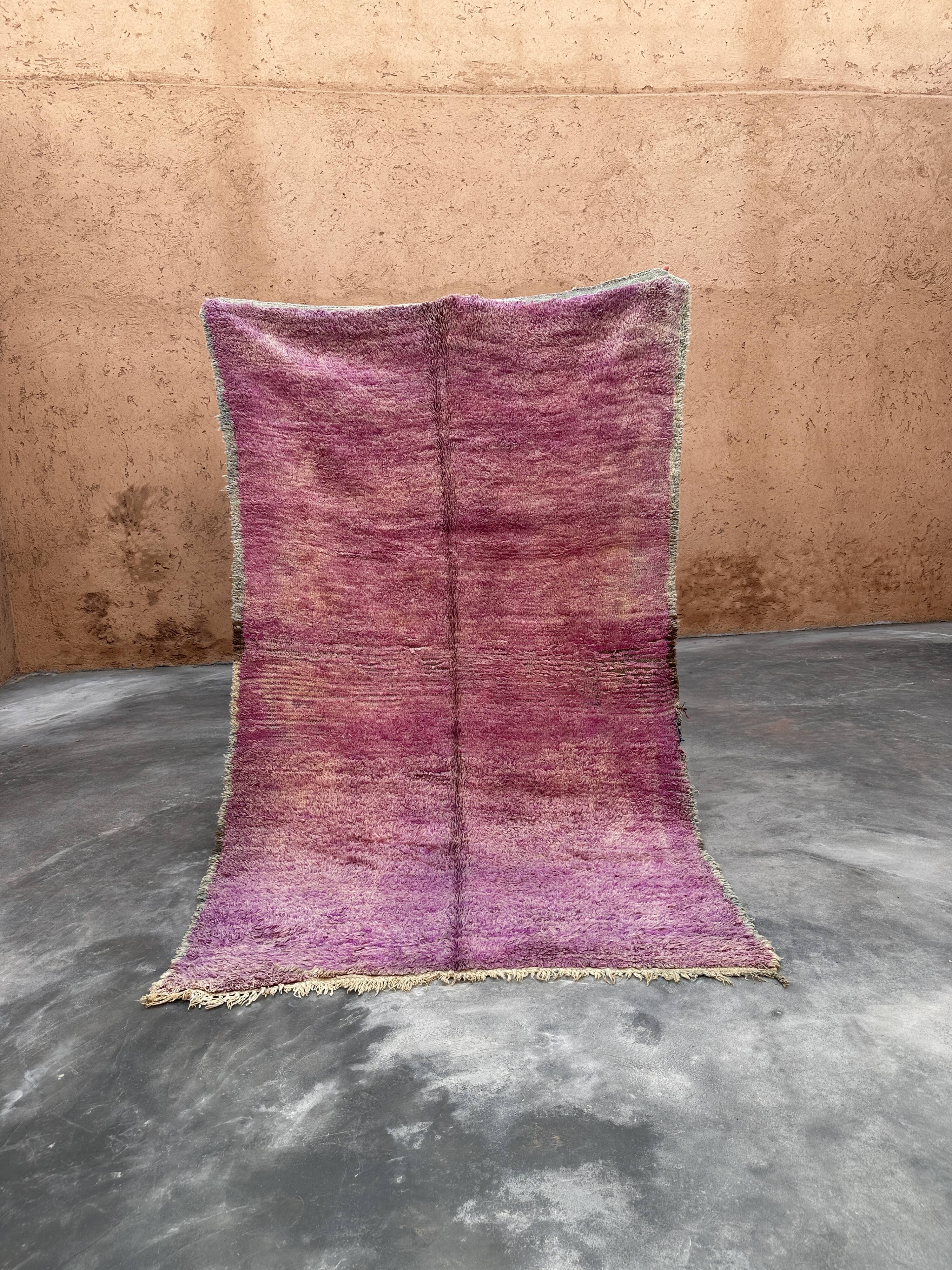 Moroccan rug Beni M'Guild purple - 269 x 160 cm