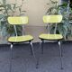 Chaises formica jaune et noir