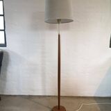 Mid-century floor lamp in teak and brass by Falkenbergs Belysning, Sweden, 1960s.