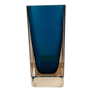vase cristal bleu