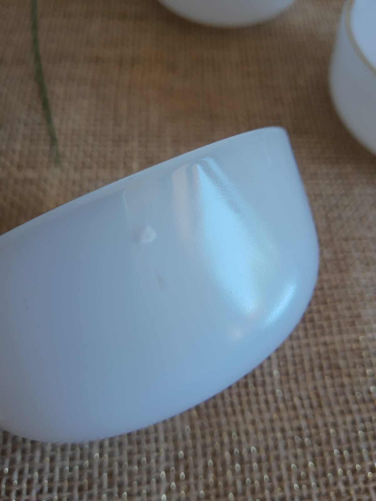 6 ramekins leach oil, vintage golden white