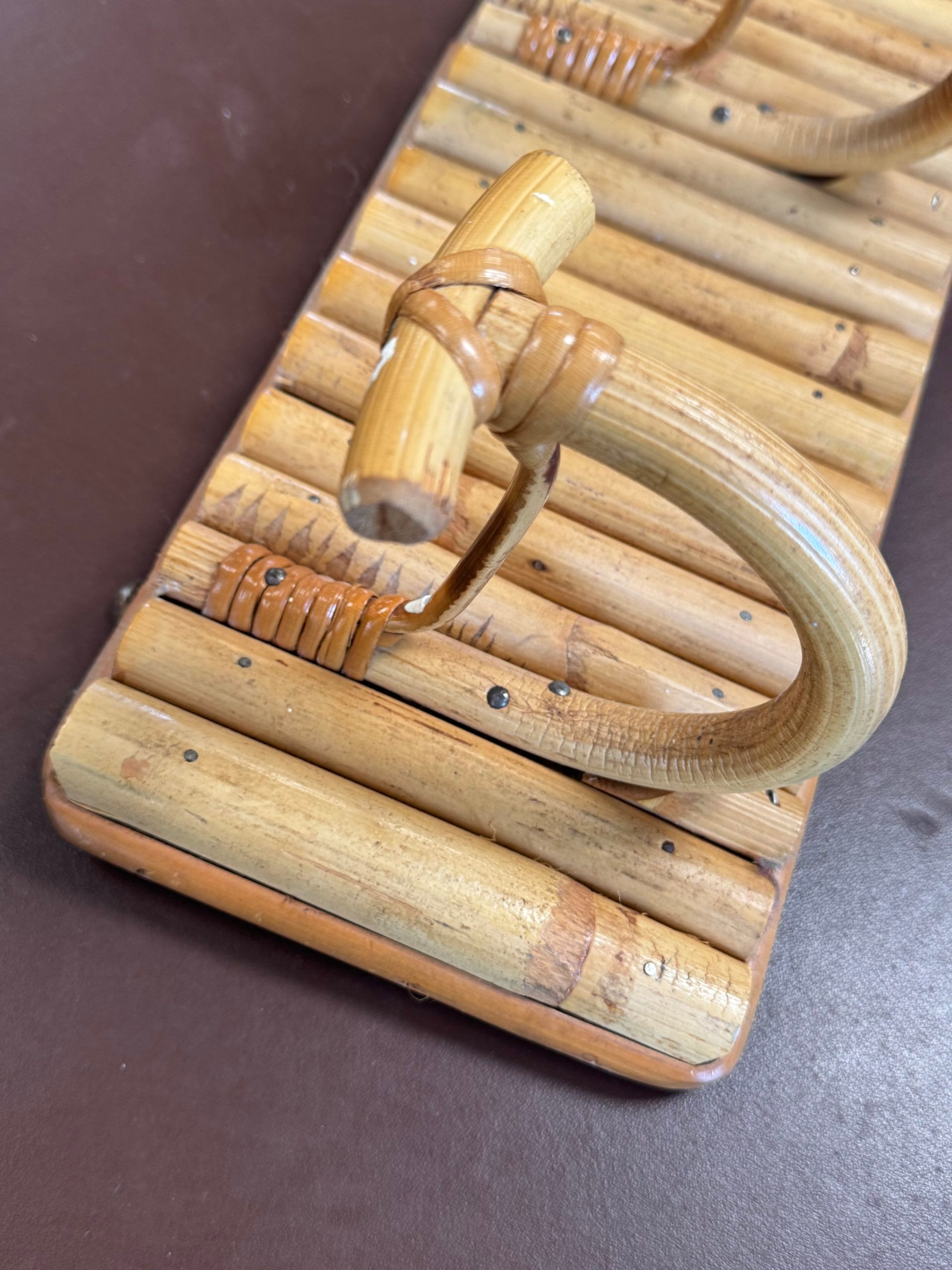 Porte manteaux en rotin