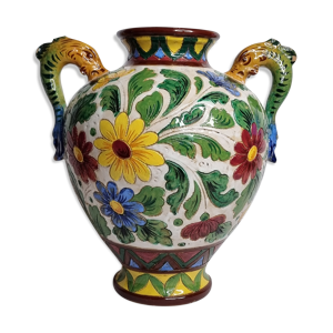 Vase à deux anses aux
