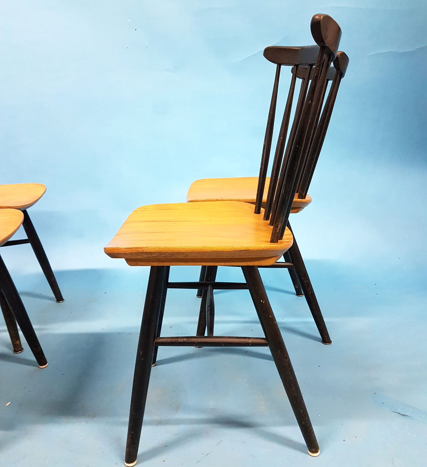 Lot de 4 chaises années 1960