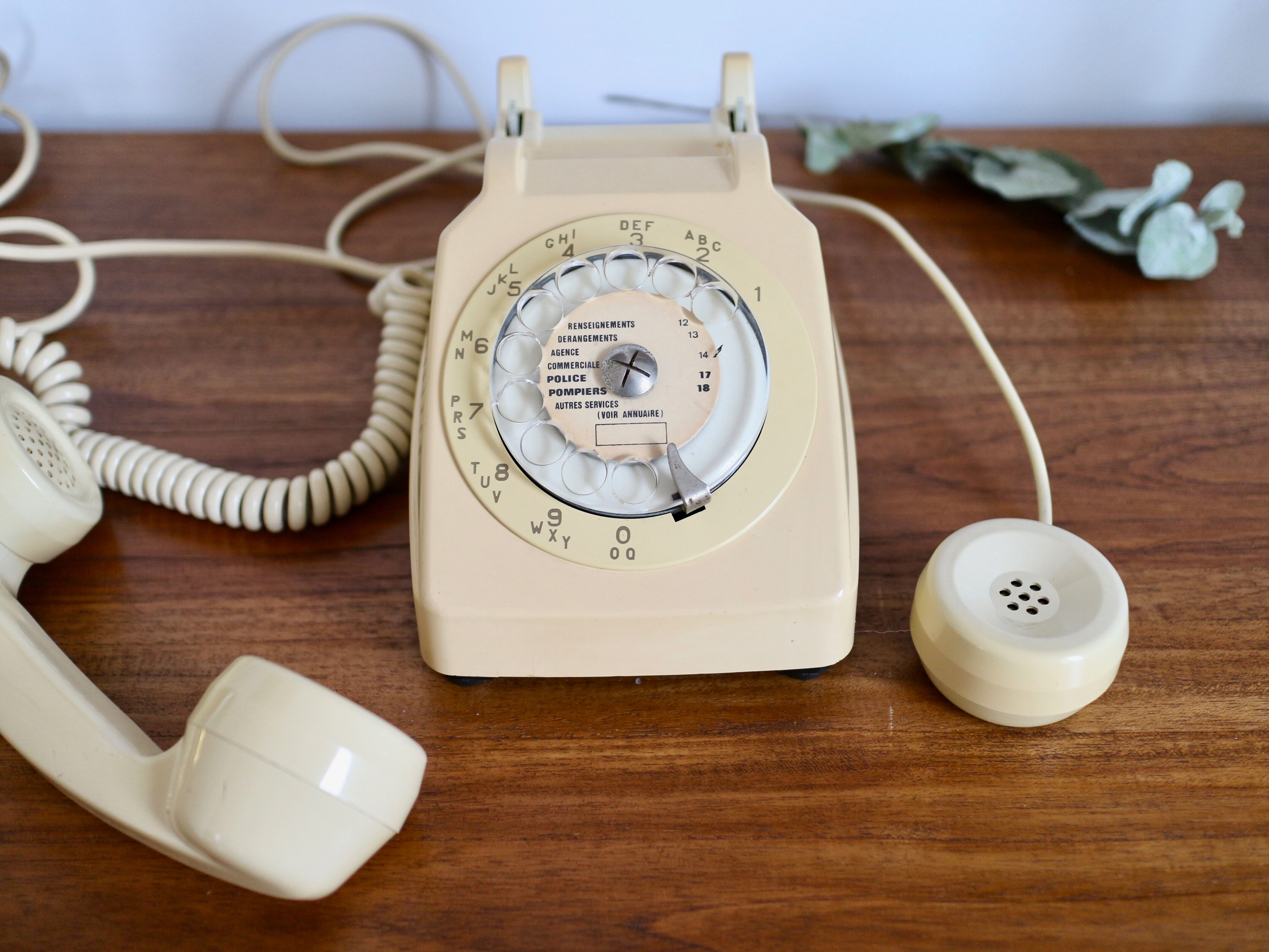Socotel S63 beige dial phone