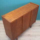 Buffet haut en teck, design danois, années 1960, production : Danemark