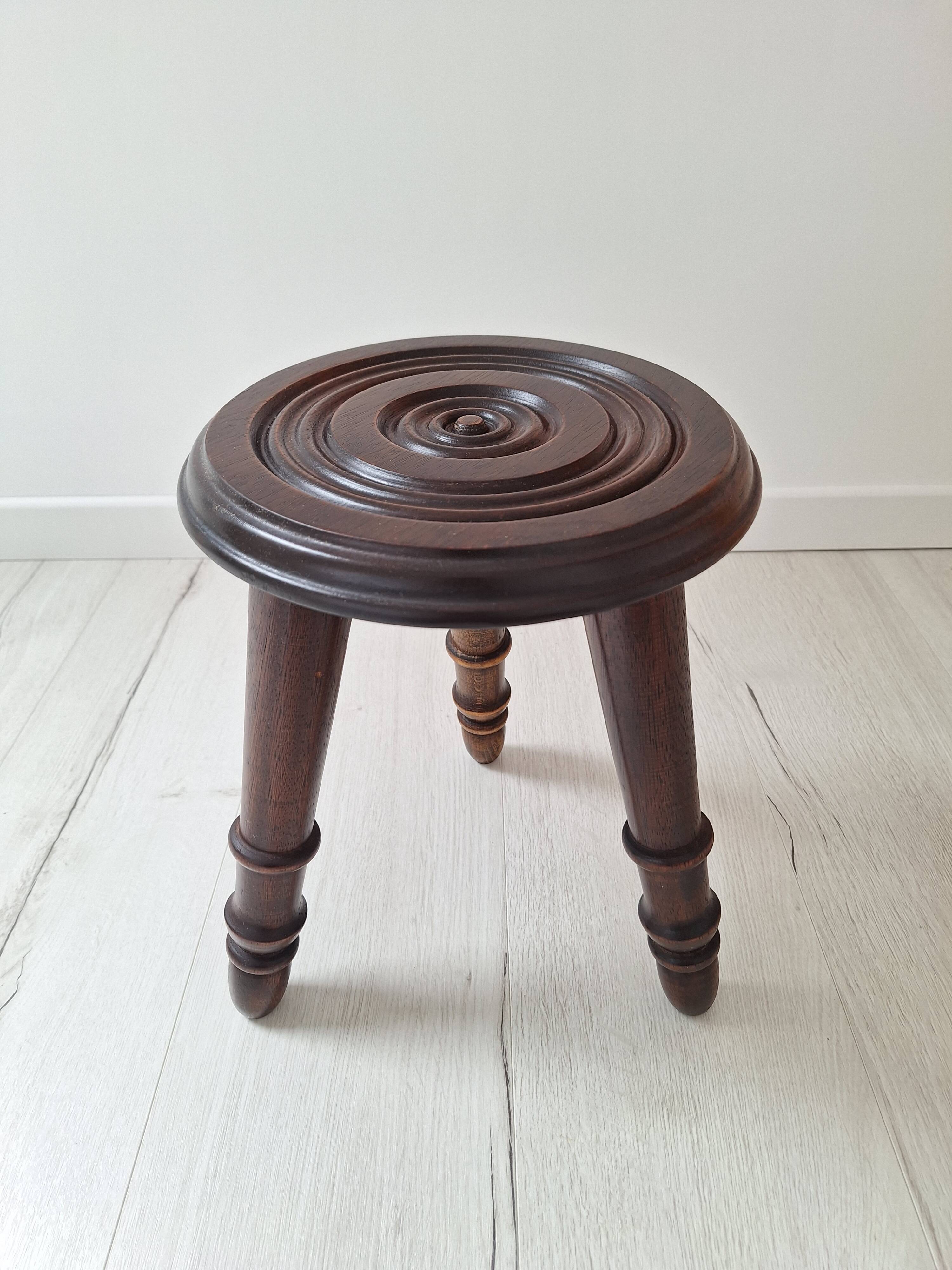 Vintage tripod stool
