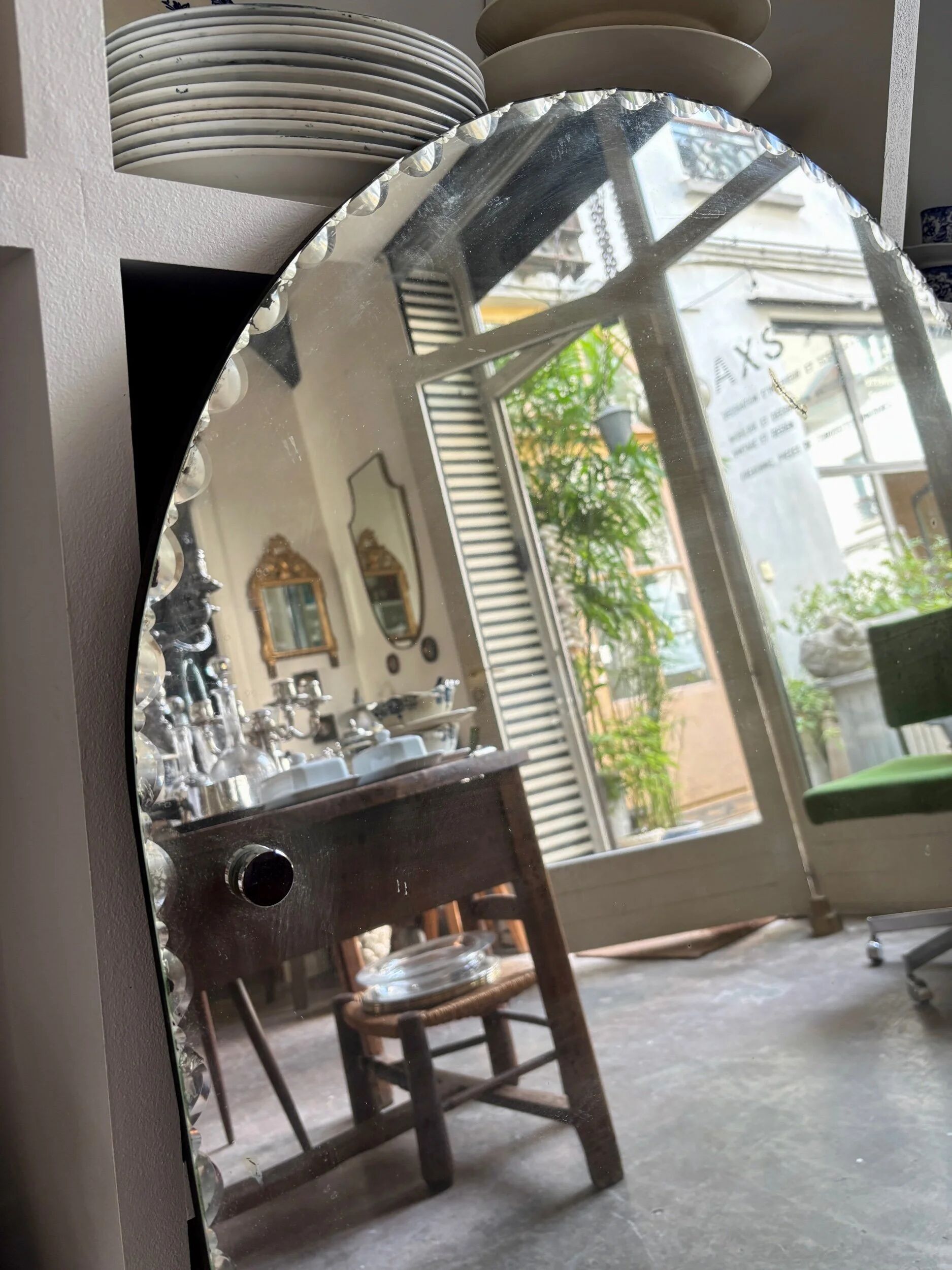 Bevelled oblong mirror ⌀ 110 x 81 cm