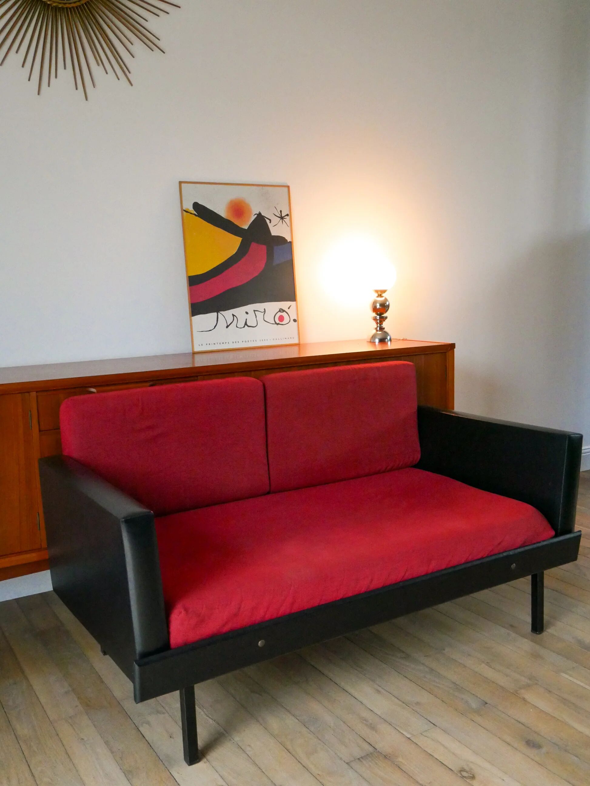 Day Bed sofa in skai, red mottled fabric and black metal 1950