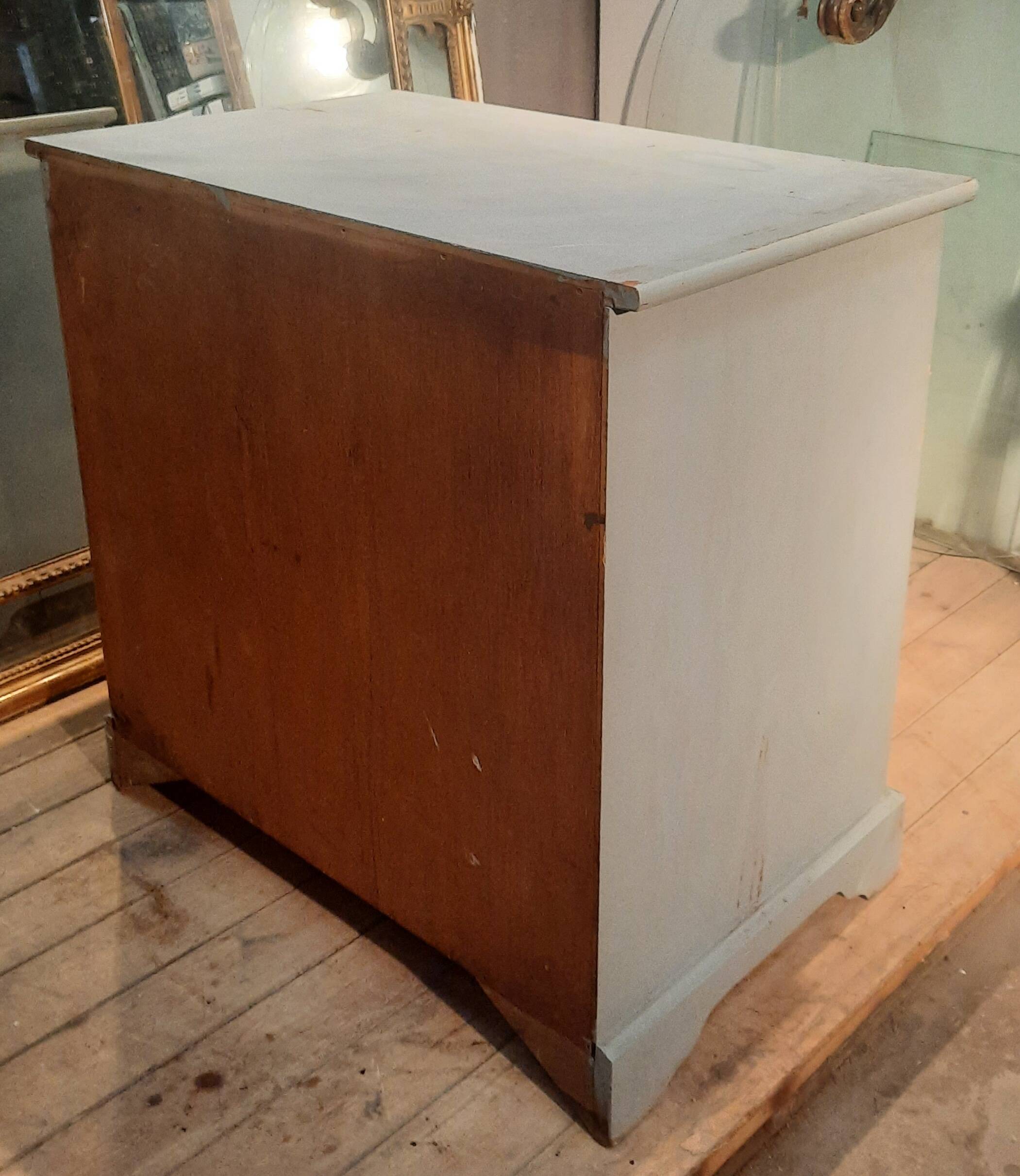 Louis Philippe style painted wooden chest of drawers