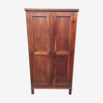 Armoire ancienne vintage