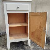 Small Parisian buffet/jam maker