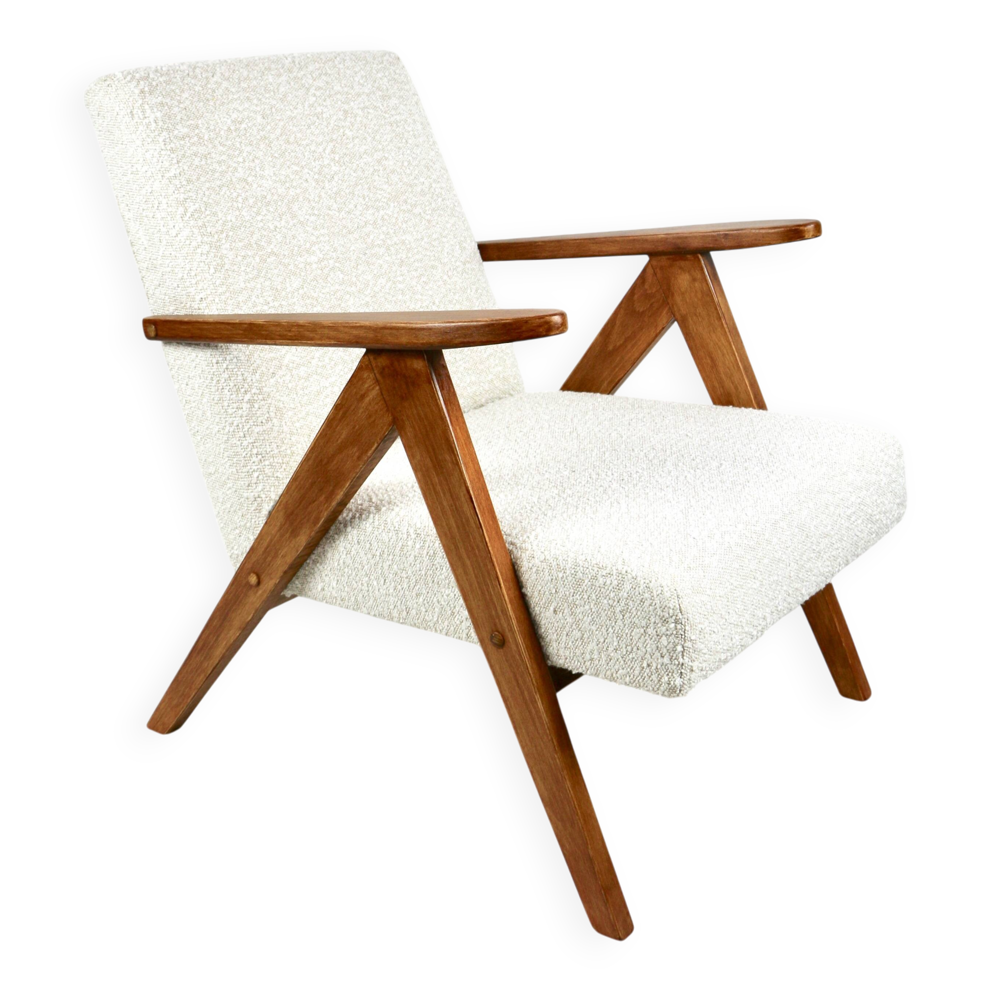 Vintage armchair B-310 VAR white structural boucle 1970s