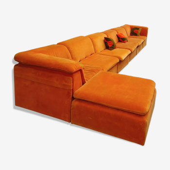 Canapé d'angle modulable en velours orange, design années 70, avec coussin