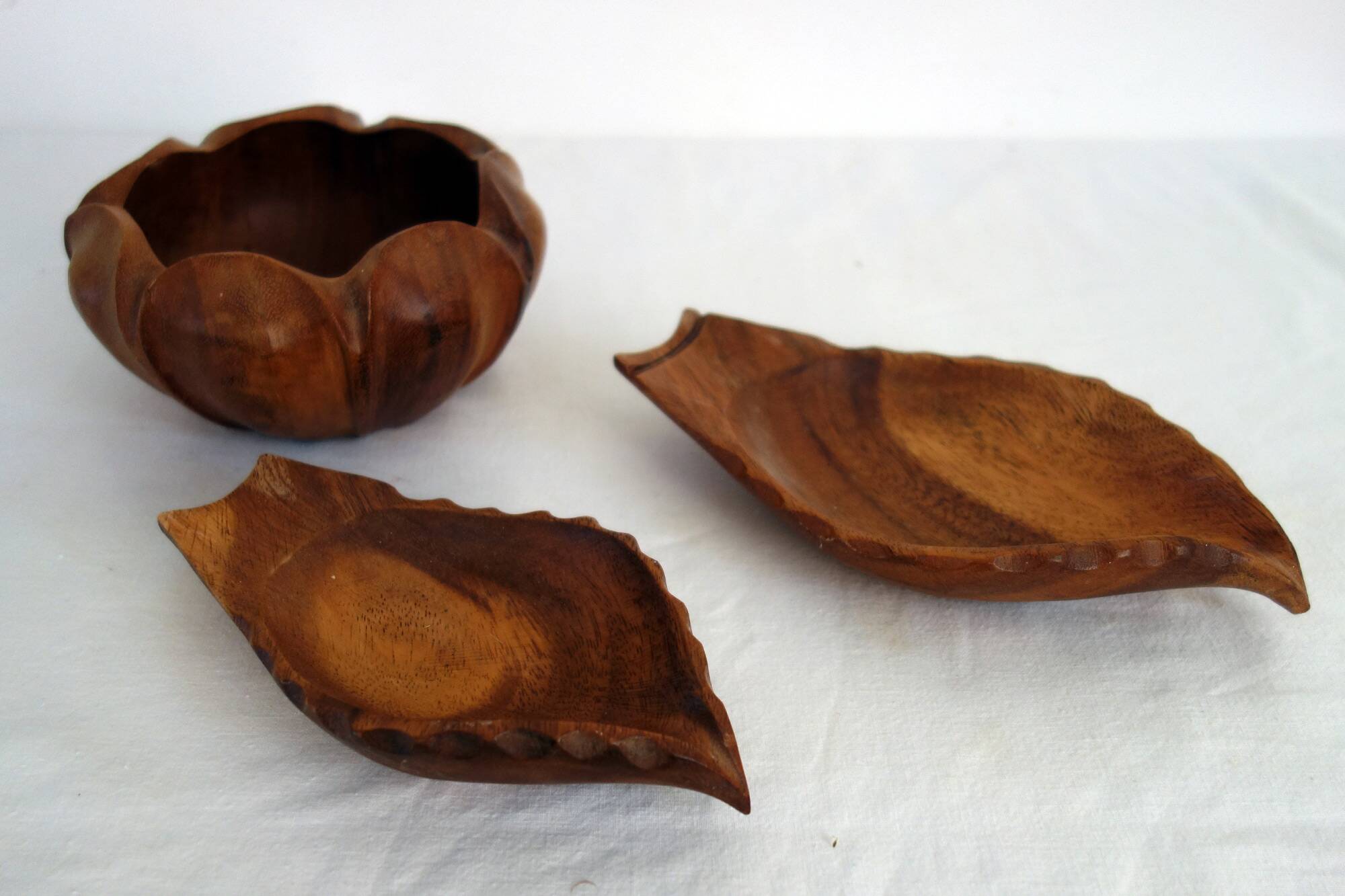 Large lotus flower vintage wooden aperitif service