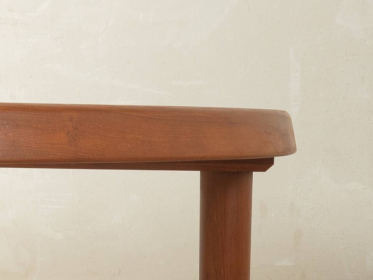 Elegant coffee table from the 1960s by Niels Bach A/S