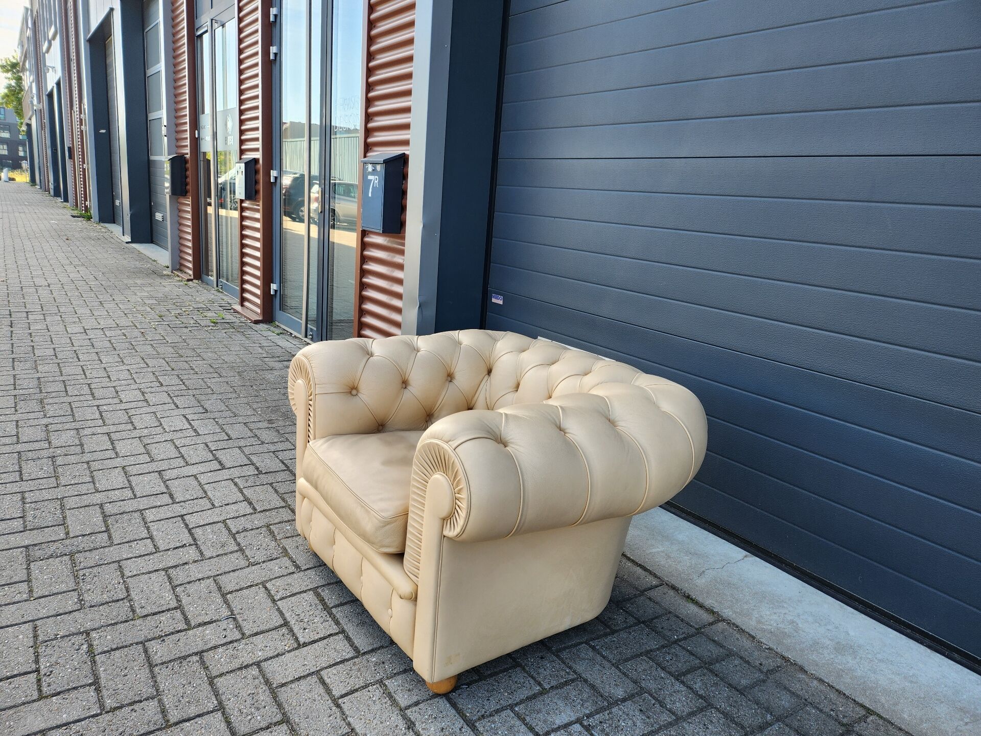 Poltrona Frau - Chester Fauteuil par Renzo Frau