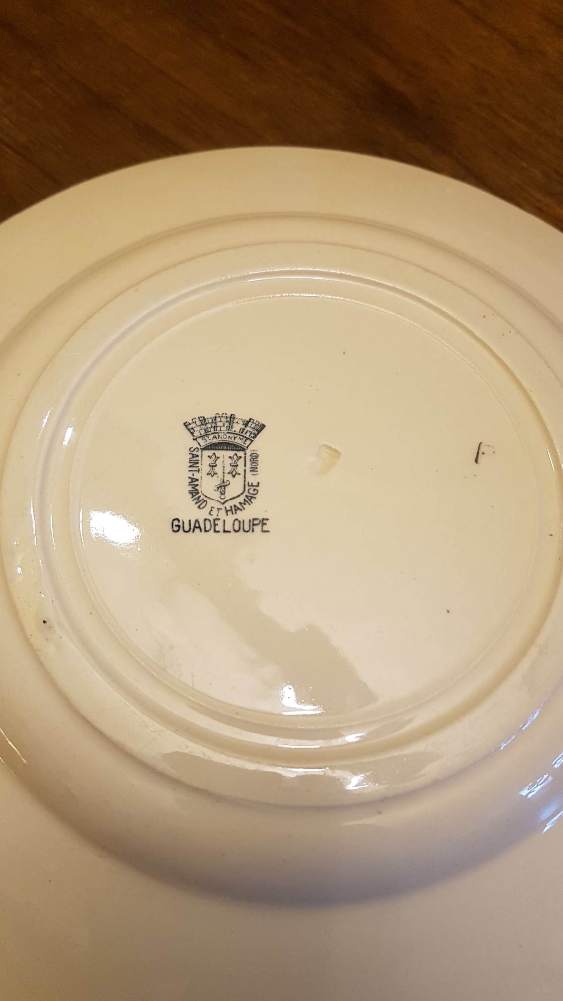 Plate in Iron Saint Amand & Hamage model Guadeloupe