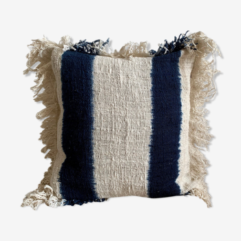 White and blue tye cushion leona