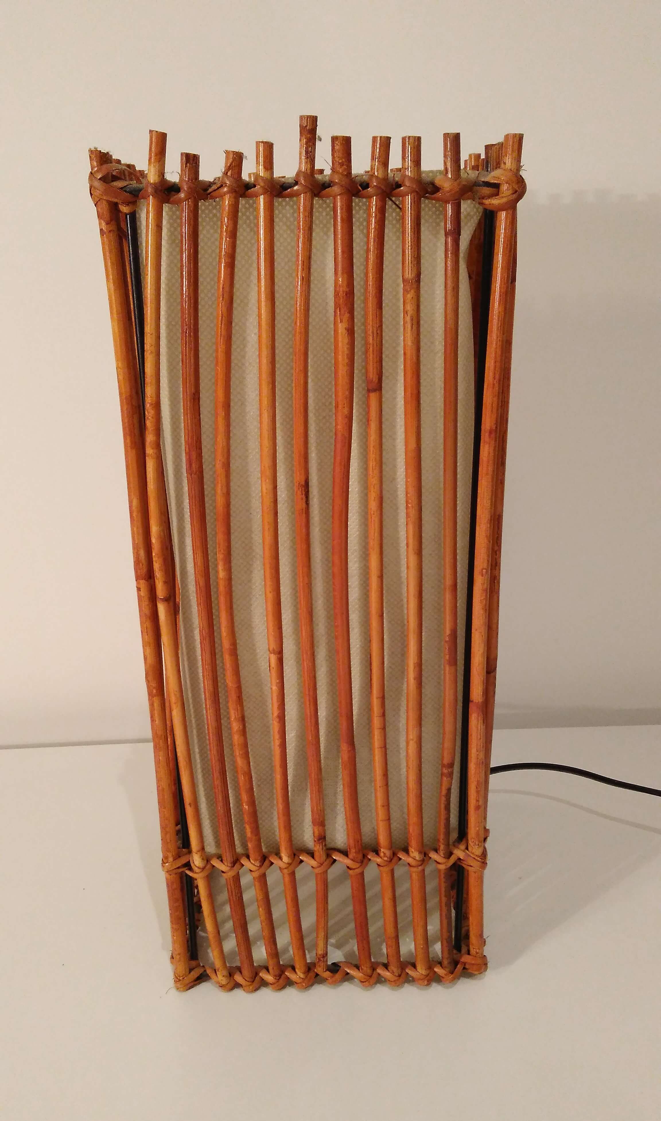 Lampe à poser en osier et lin