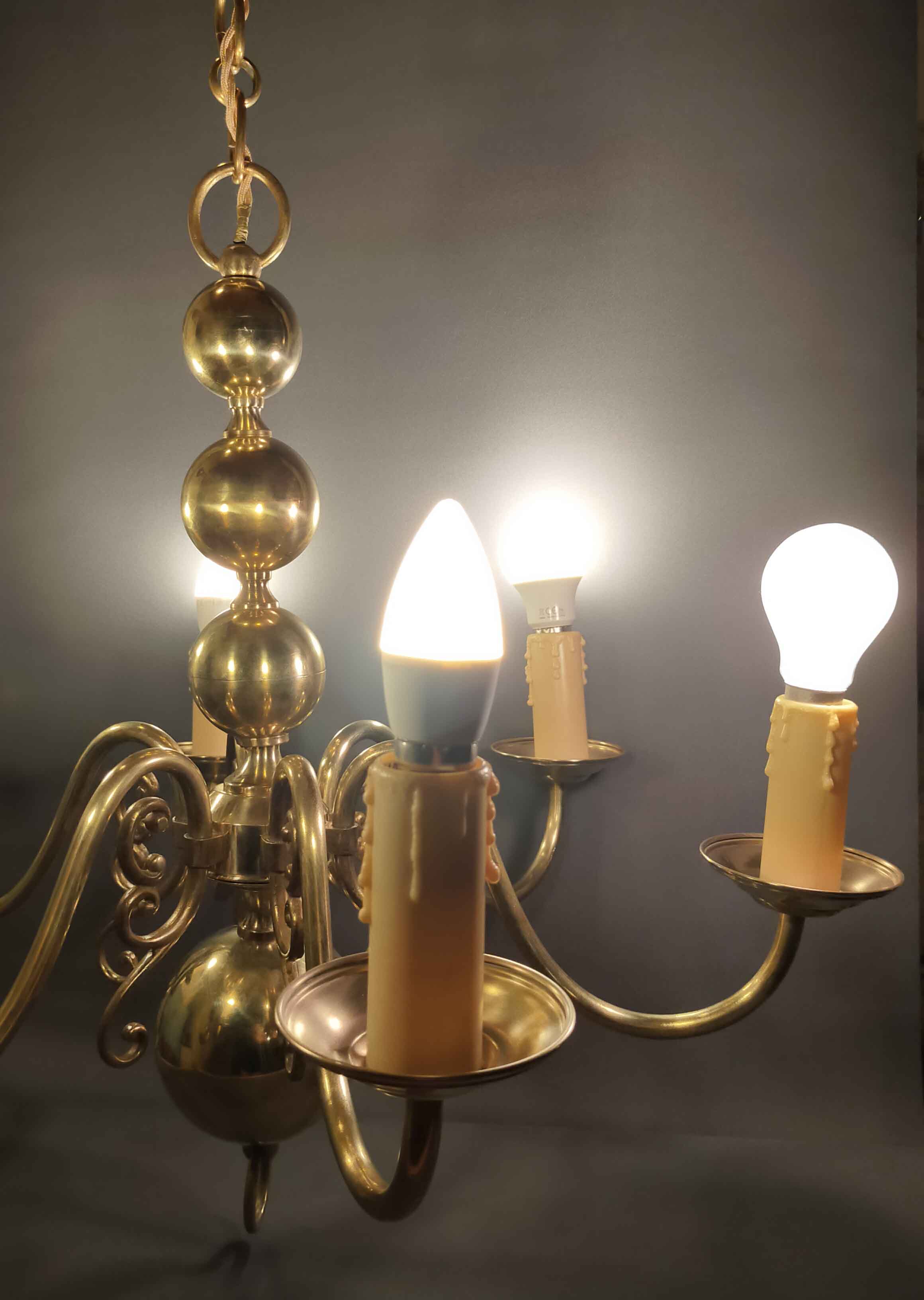 Dutch chandelier 6 lights
