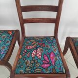 Set of 4 wooden chairs
