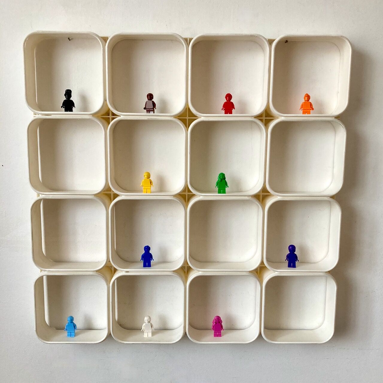 White 70's plastic module shelf