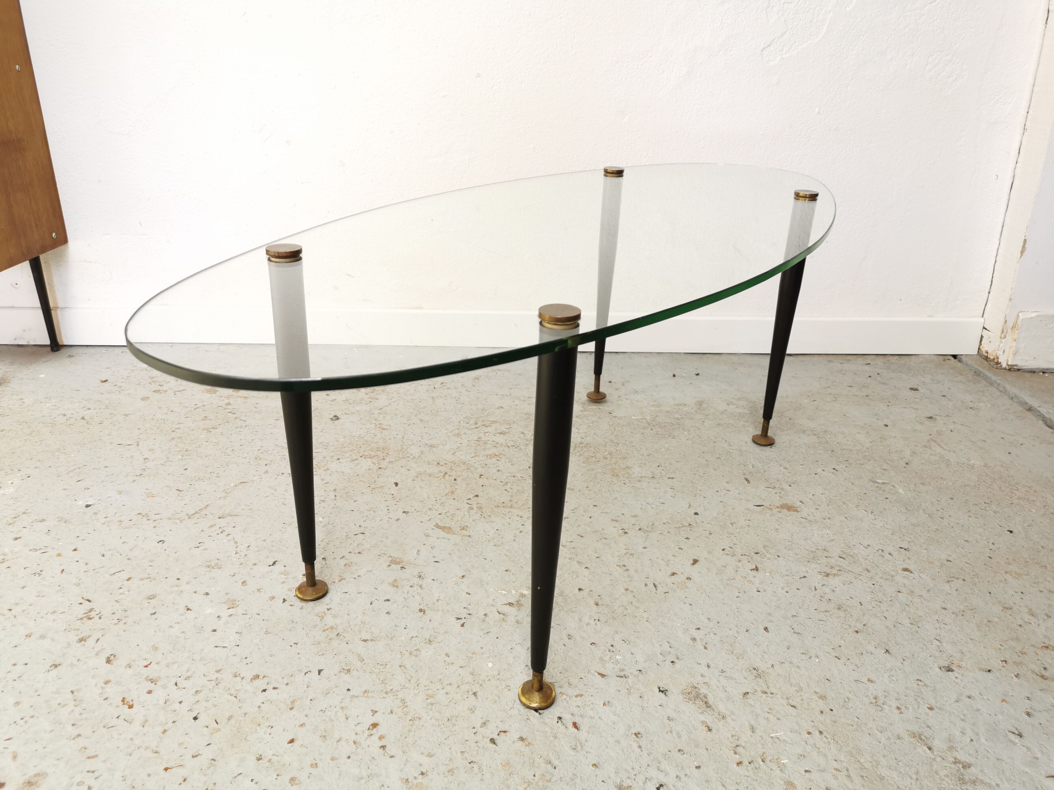 Table basse vintage 1950 verre métal et laiton