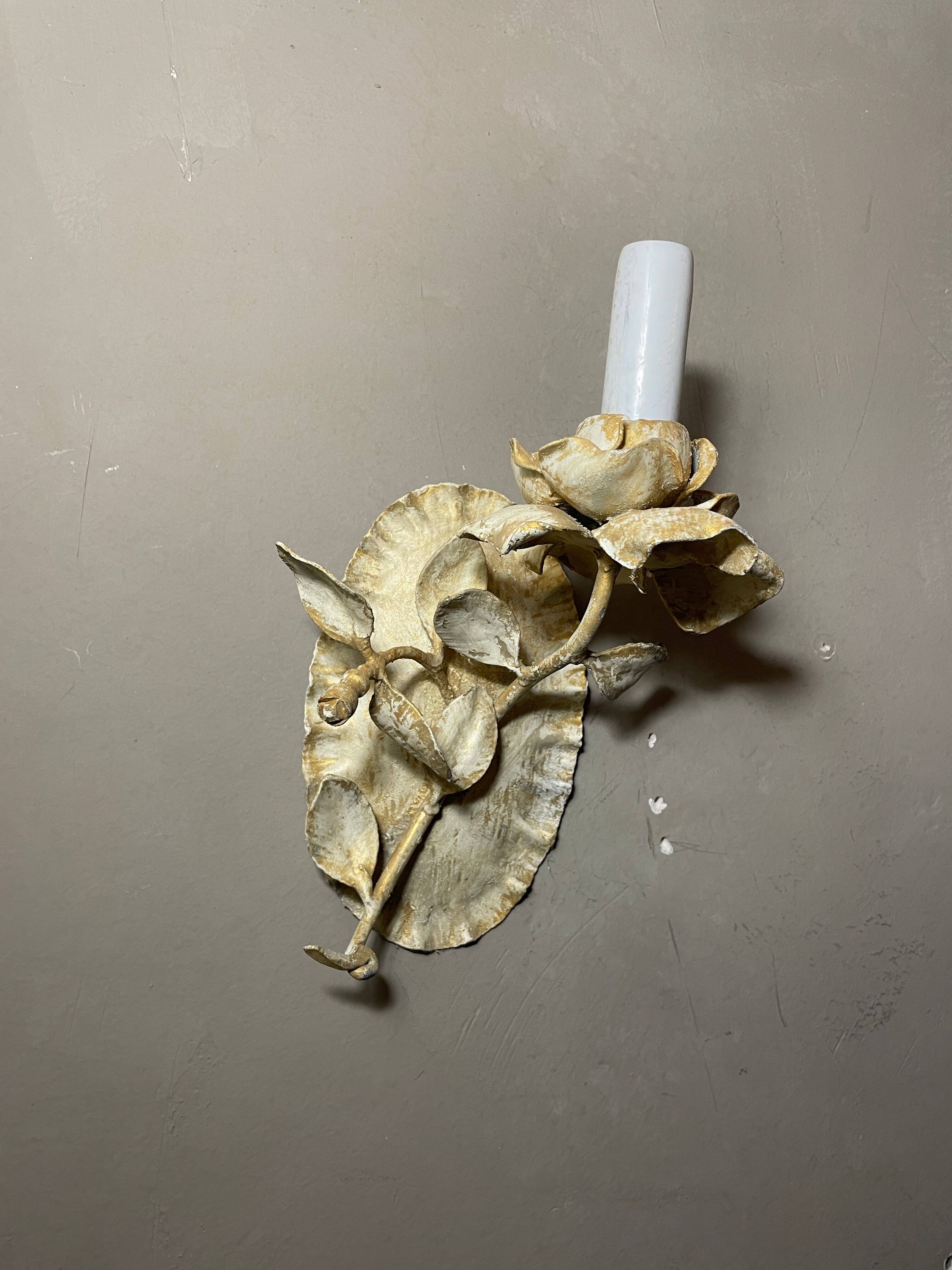 Wall lamp metal flower 60s
