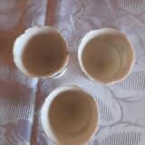 Porcelain egg display