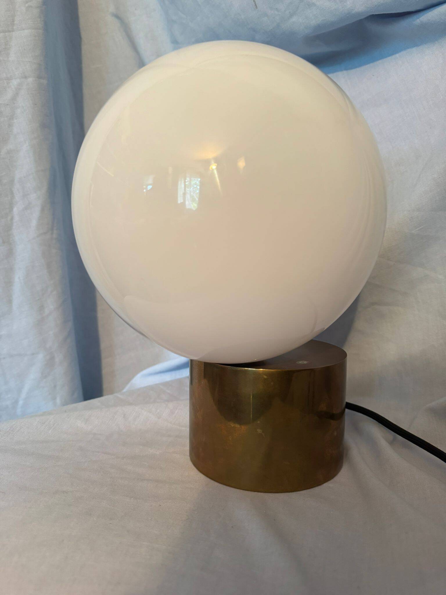 Table lamp Michael Anastassiades Tip of the Tongue