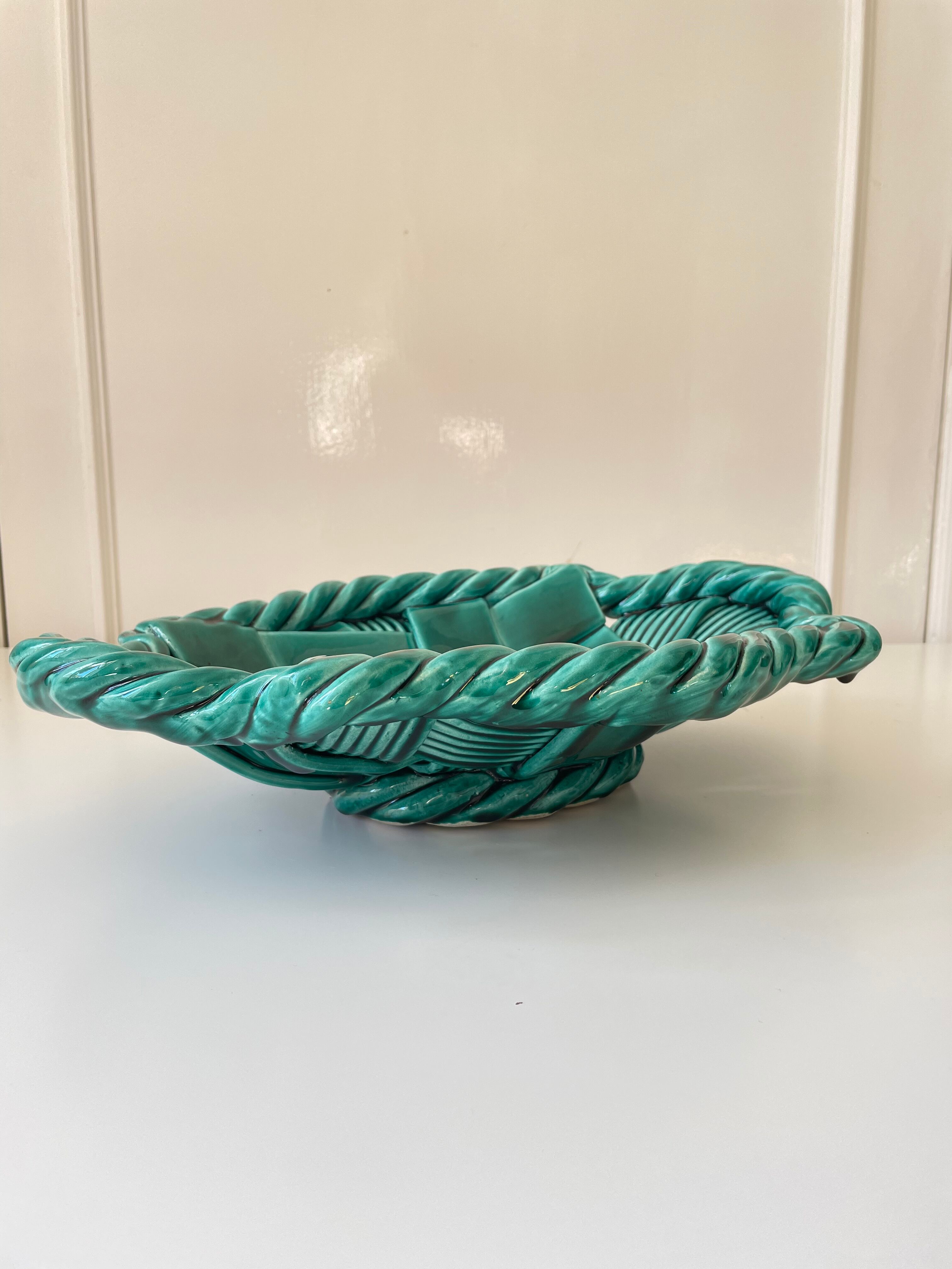 Braided ceramic fruit cup