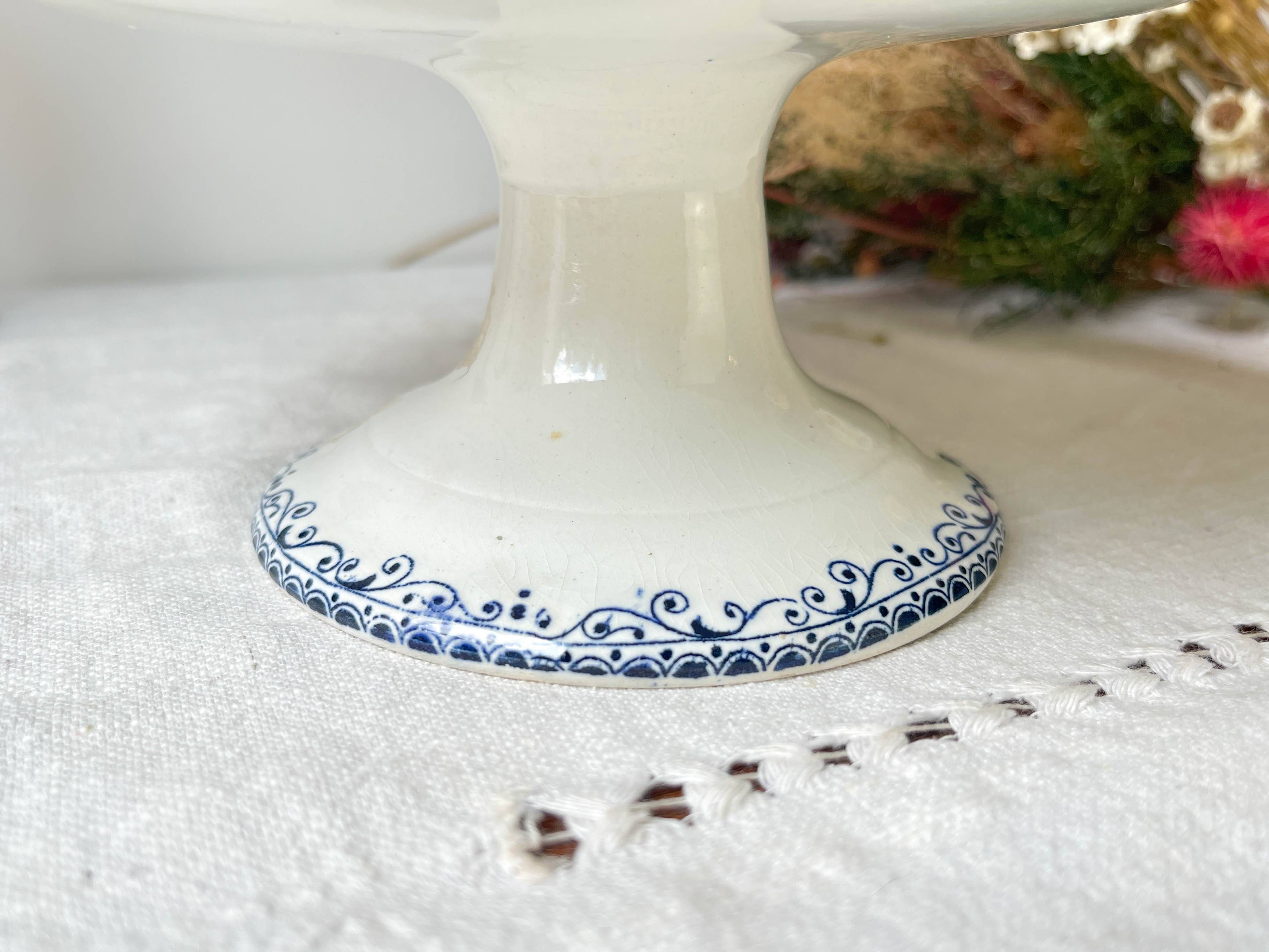 Vintage pedestal dish terre de fer hb&c balzac made in france