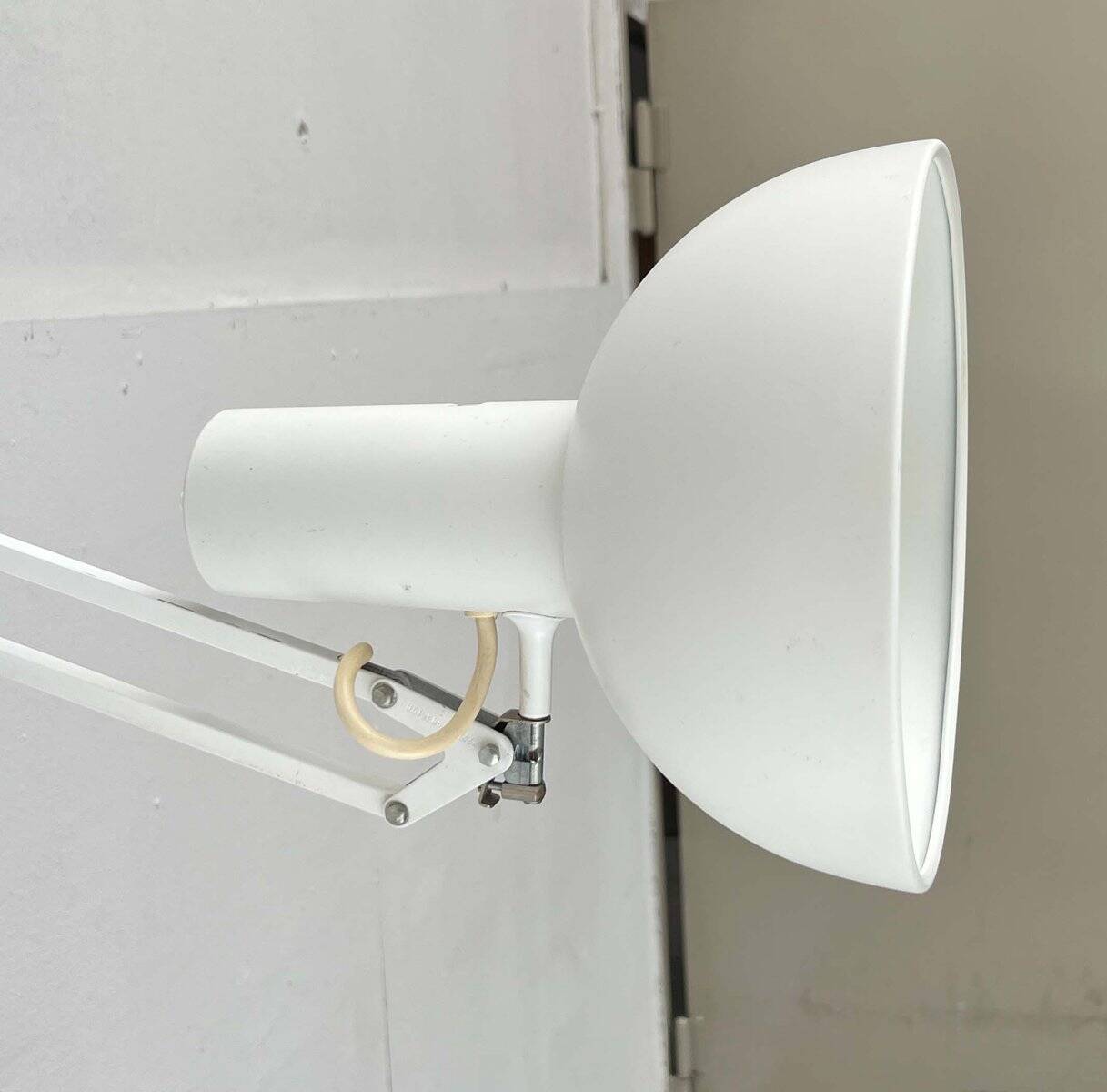 Mid-Century Modern It Task Wall Lamp from Louis Poulsen, 1970s