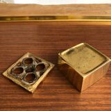 Ultima grate ashtray