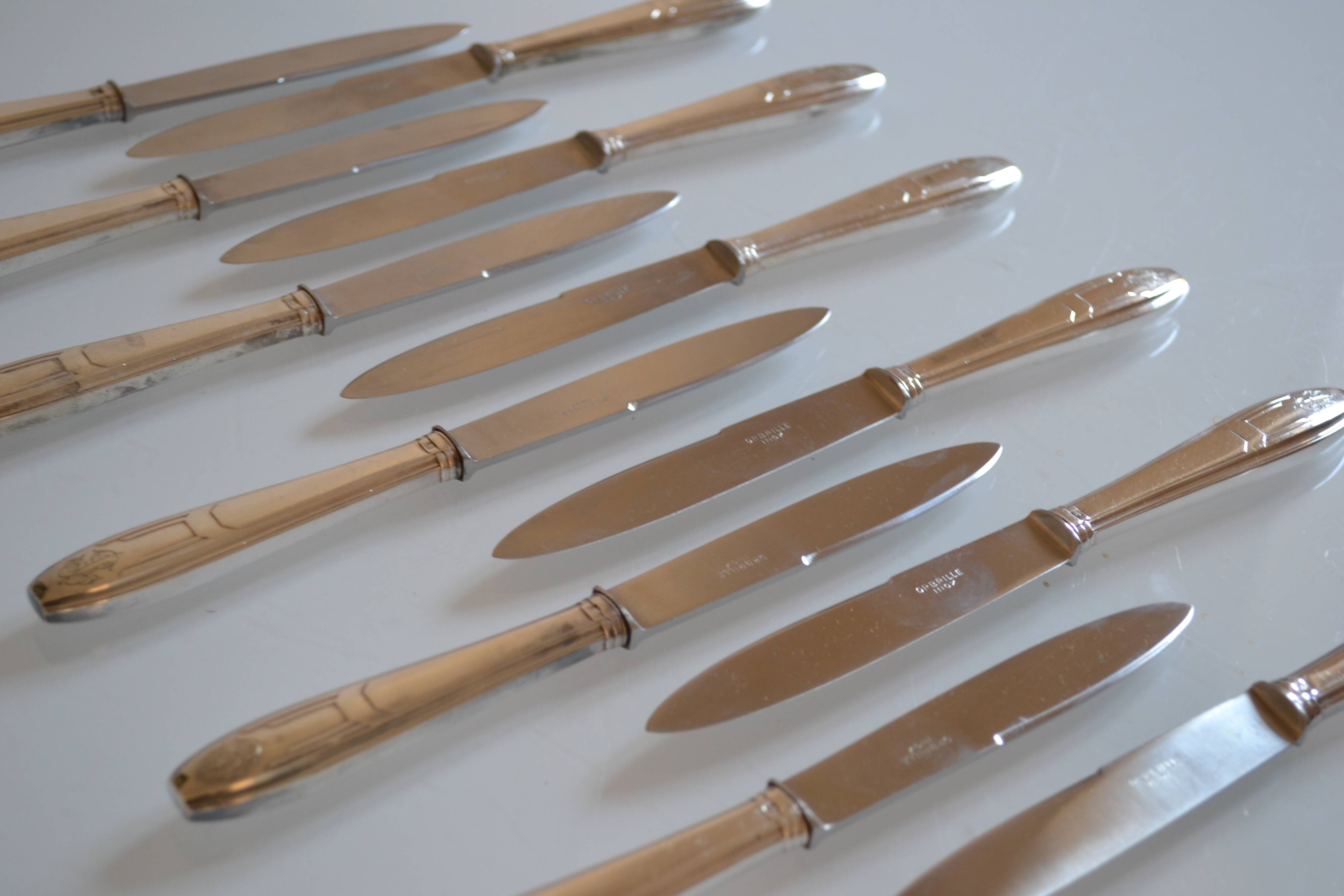 12 art deco silver metal dessert or cheese knives 20.5 cm AR monogram