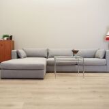 Canapé d'angle gris, design scandinave, années 00