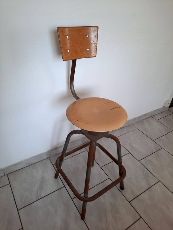 Chaise d'atelier années 60
