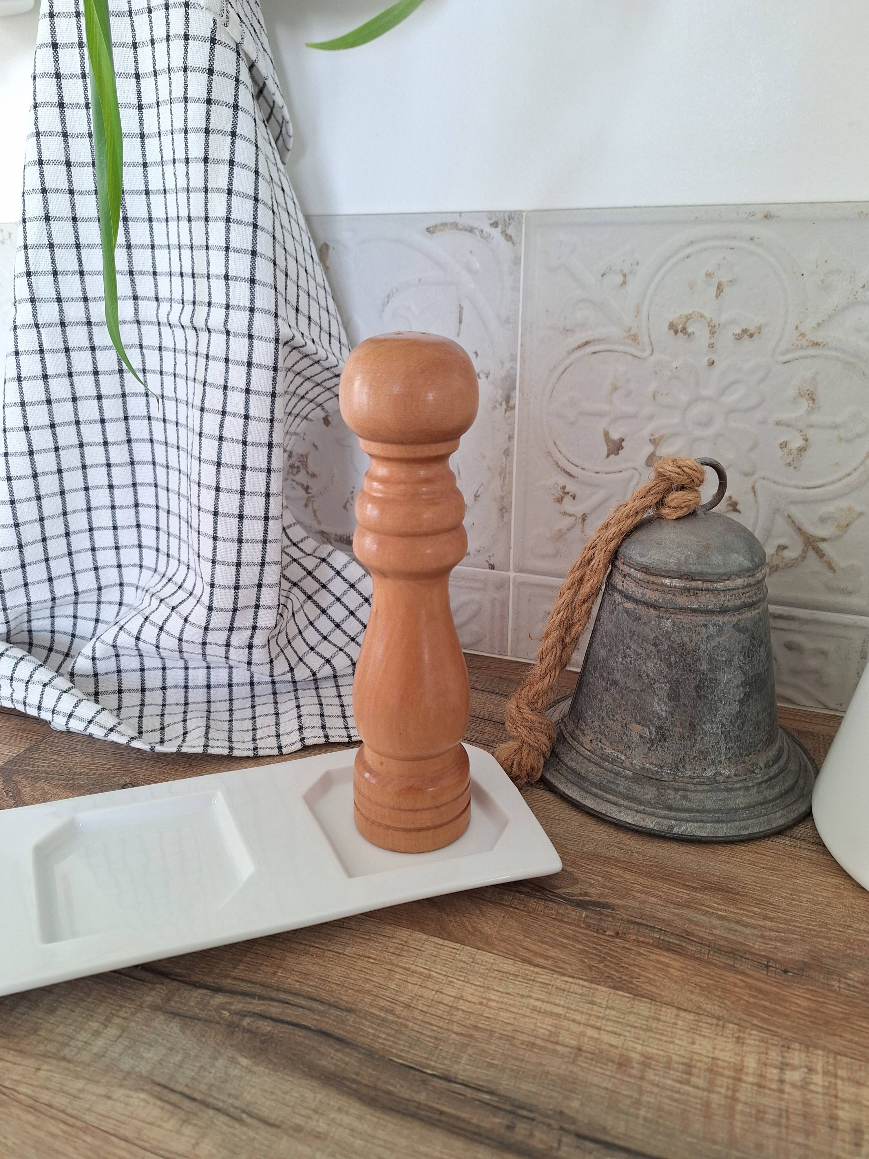 Wooden salt shaker