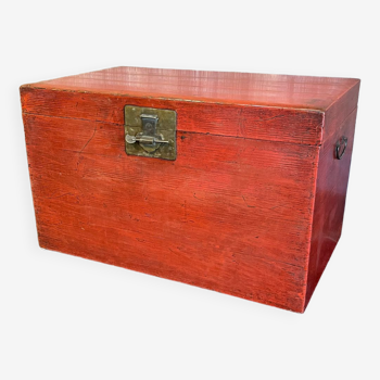 Old Chinese chest lacquered red