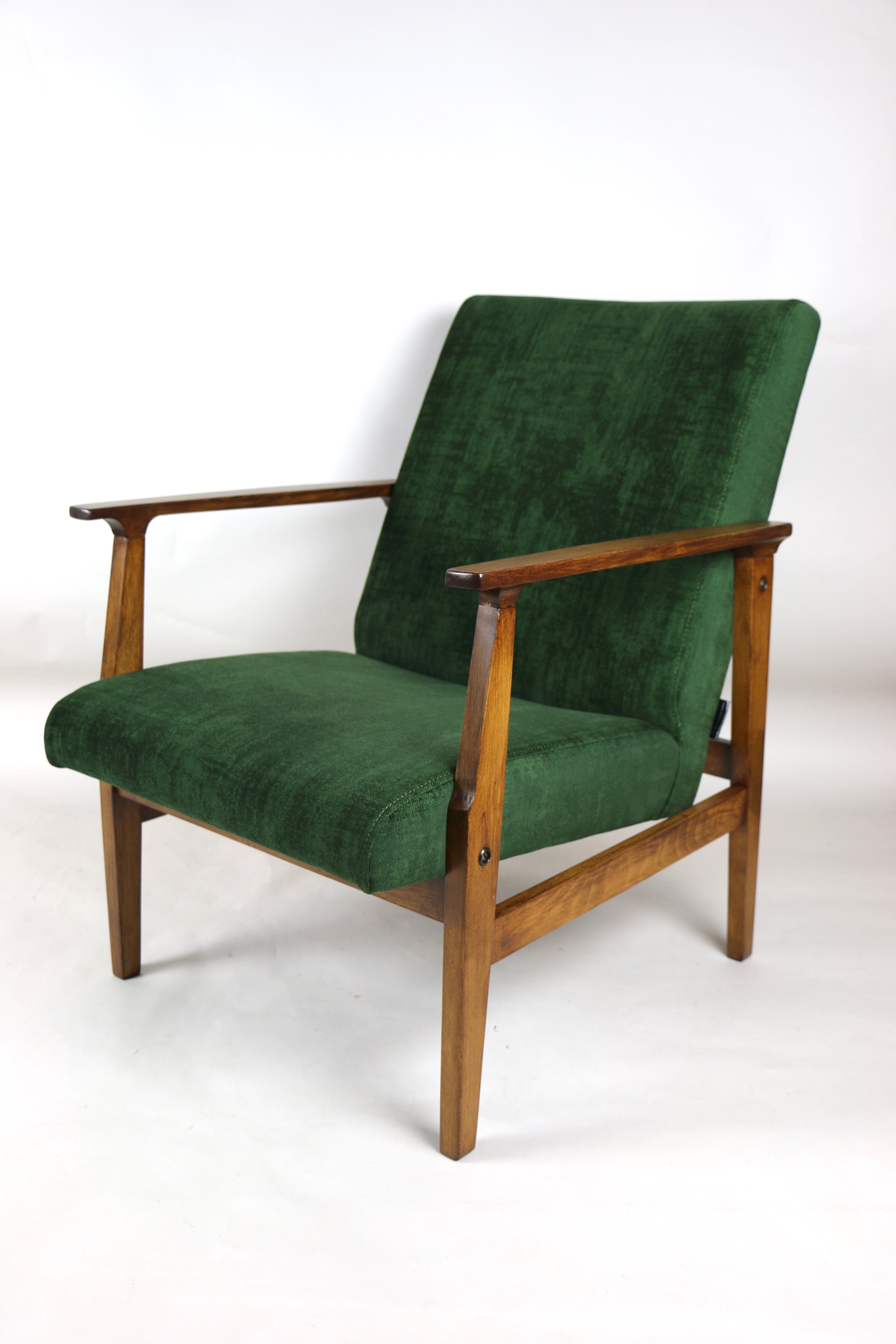 Vintage green velvet lounge chair, 1970s