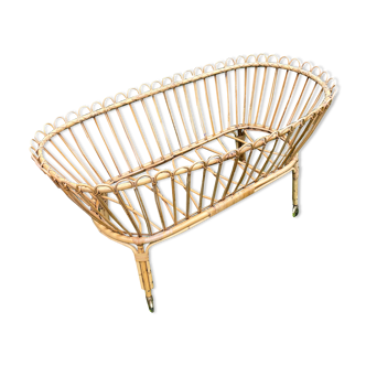 Rattan cradle