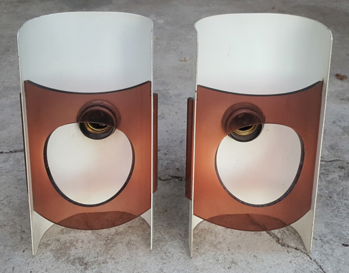Beautiful and large pair of UFO wall light age spage, 70s