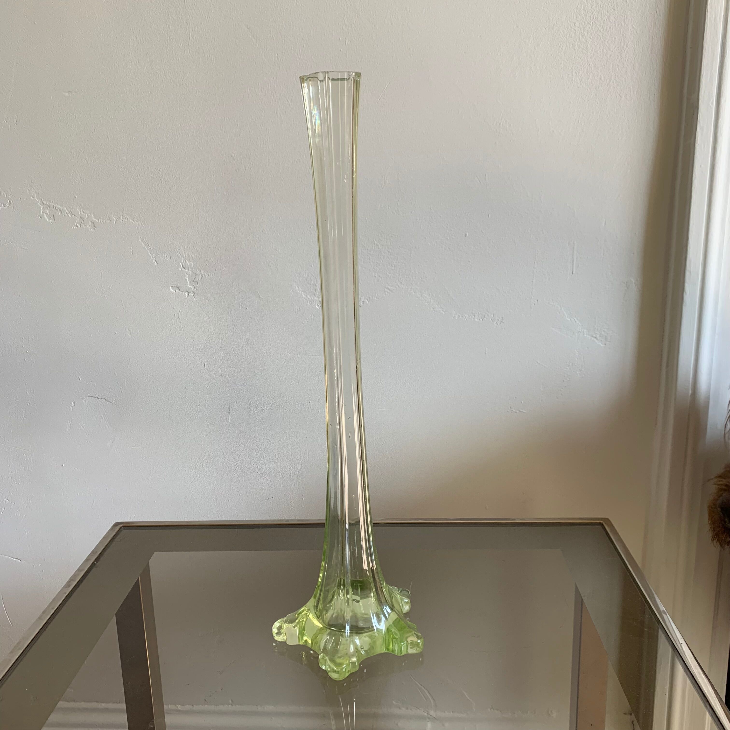 Vase soliflore à l'urane